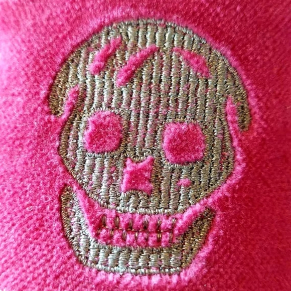 NWOT Alexander McQueen Embroidered Skull Smoking Slipper, Fuchsia - Picture 4 of 13